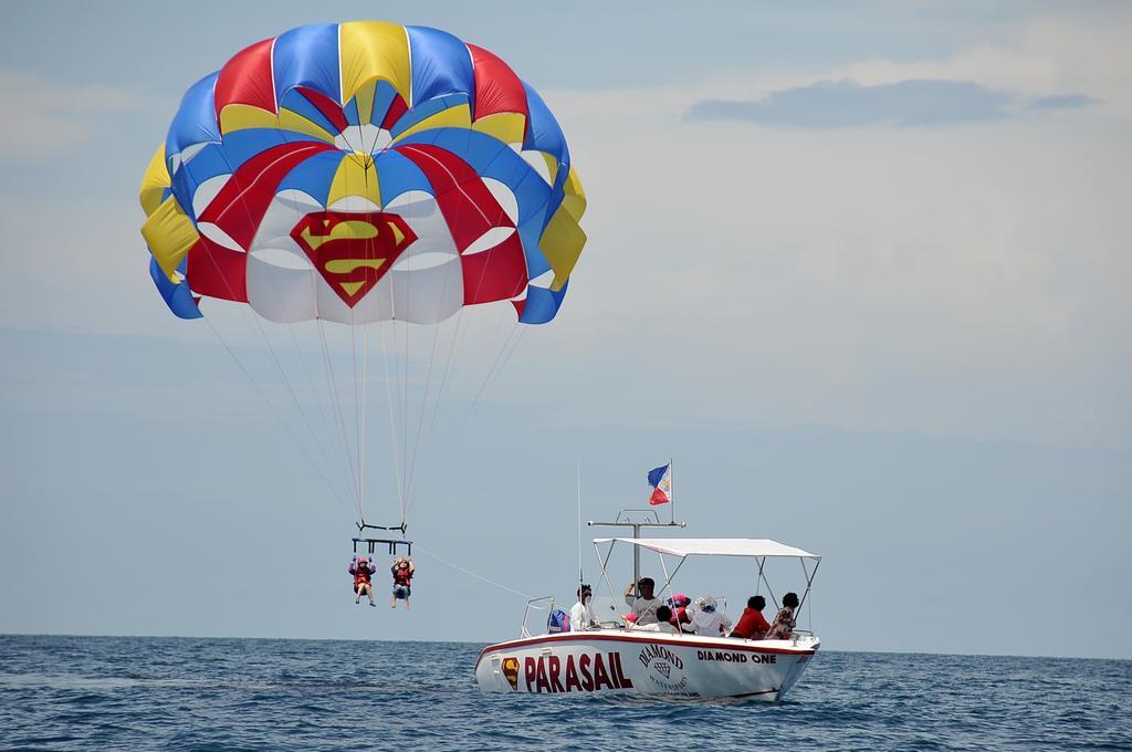Subiza Beach Resort Olongapo Exterior foto