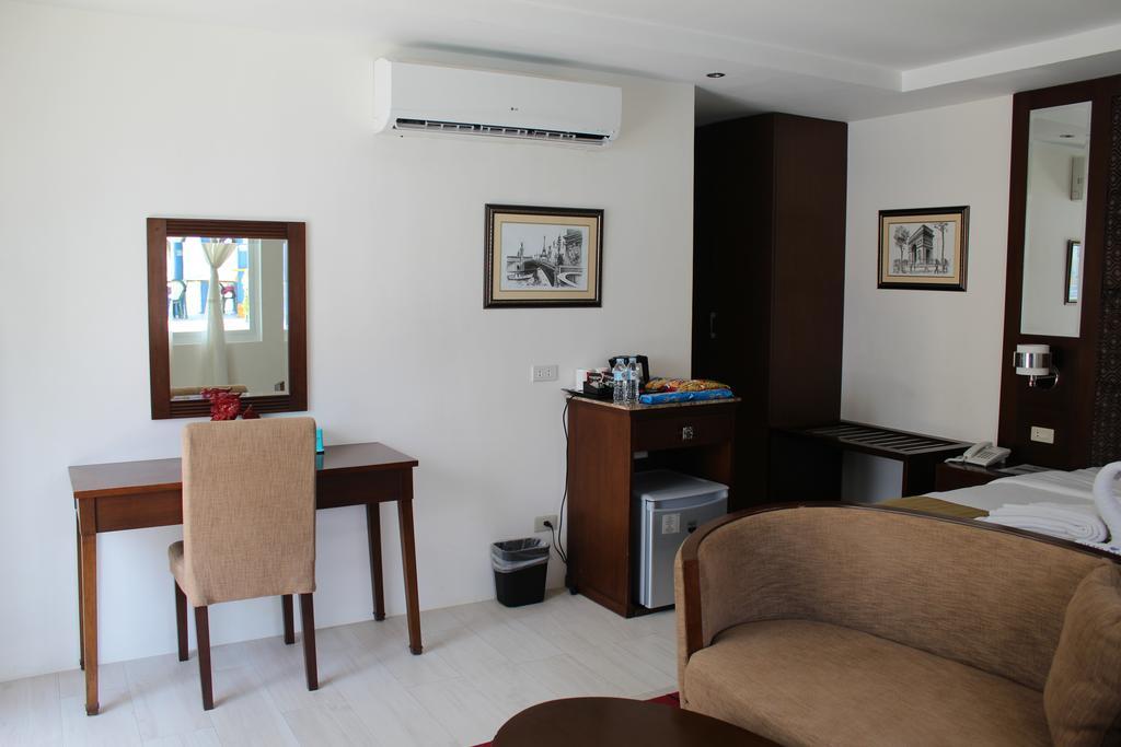 Subiza Beach Resort Olongapo Exterior foto
